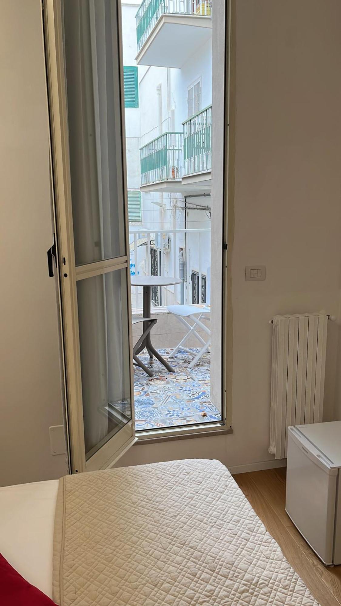 Rosarias Rooms Manfredonia Exterior foto